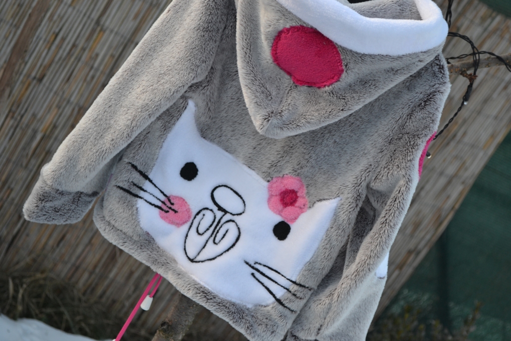 Koťátko  :) Velikost 134