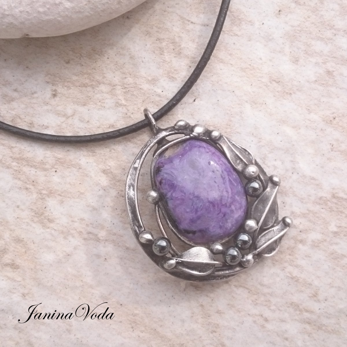 Tamara náhrdelník ( čaroit )