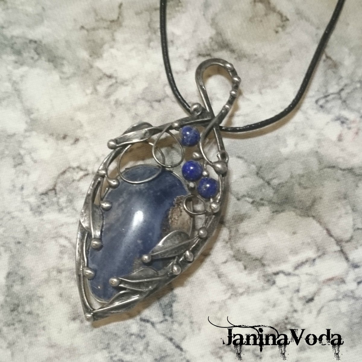 ...LeoNie.. náhrdelník