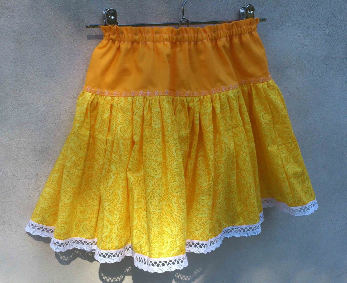 Dívčí volánová sukně žlutá