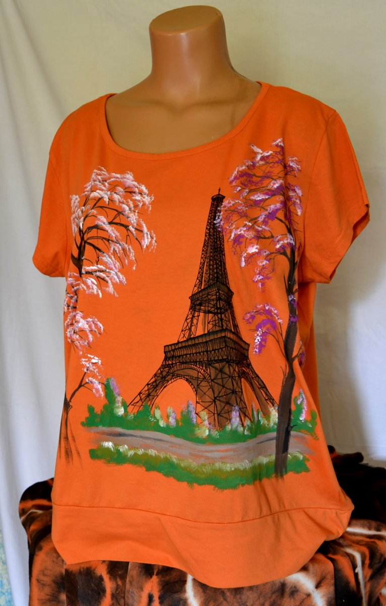 Oranžové tričko s Eifelovkou