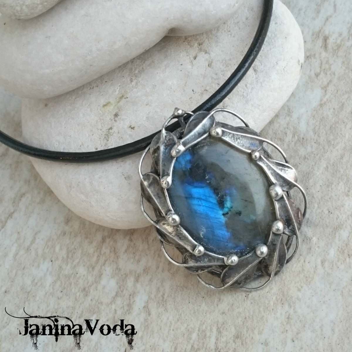 ...ALBINA ... náhrdelník