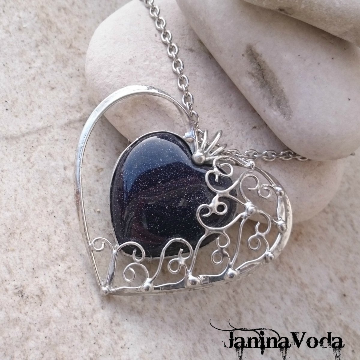 ...MoNiCa Heart... náhrdelník