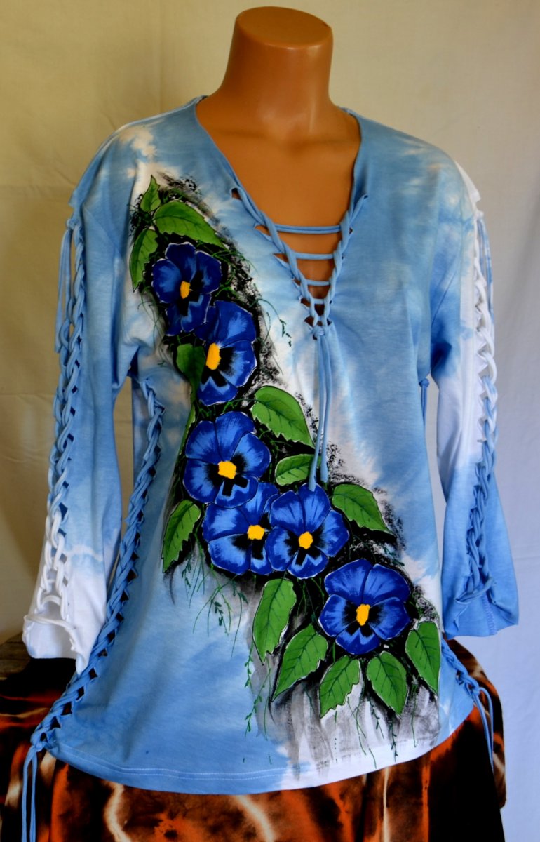 Modré prostříhané tričko s maceškami, 2XL