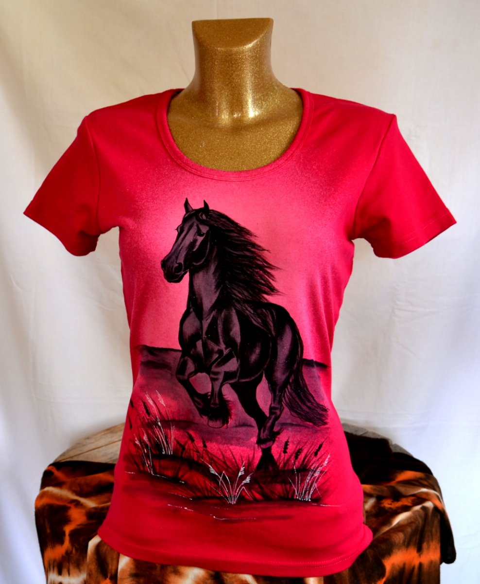 Malinové tričko s vraníkem, S