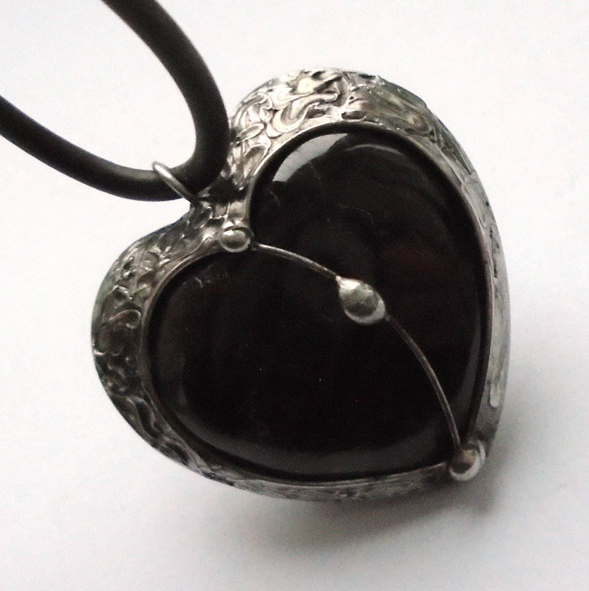 Hyperstenové černé ...