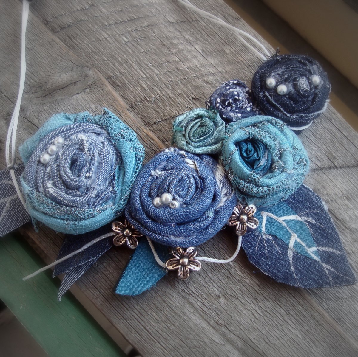 Náhrdelkník- Zimní zahrada