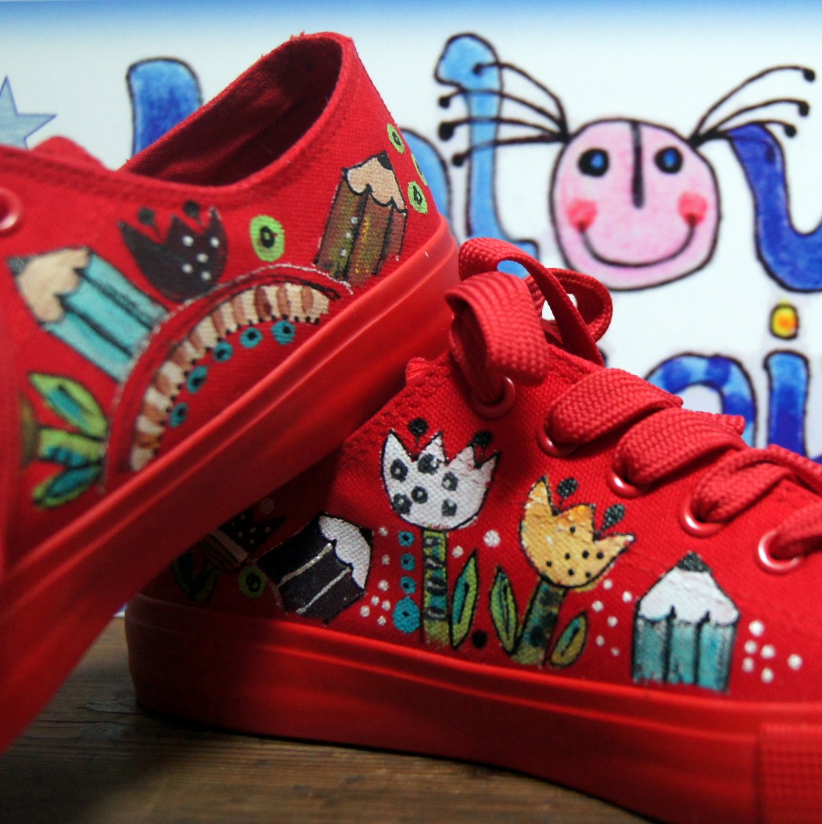 Malované tenisky červené s příběhem vel. 39