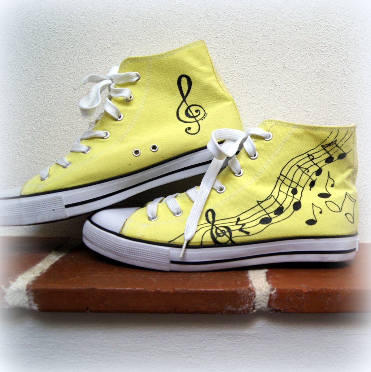 Malované tenisky hudebnické ,SLEVA!, pouze jeden pár, vel.43