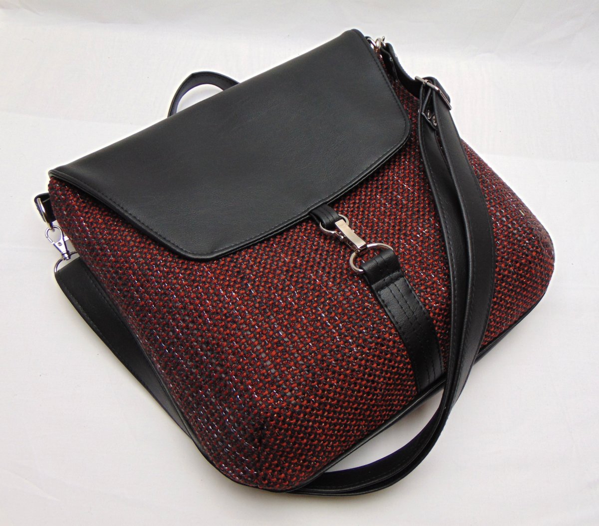 SÁRA č.3   kabelko- batoh