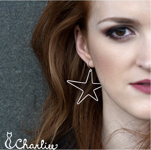 Tepané náušnice STARS - hypoalergenní chirurgická ocel