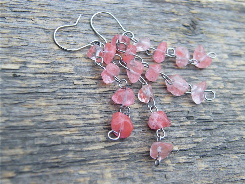 Řetízkové náušnice s křemenem - chirurgická ocel