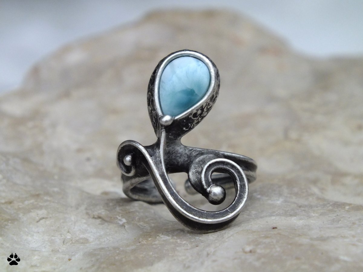 Slzička - prsten s larimarem