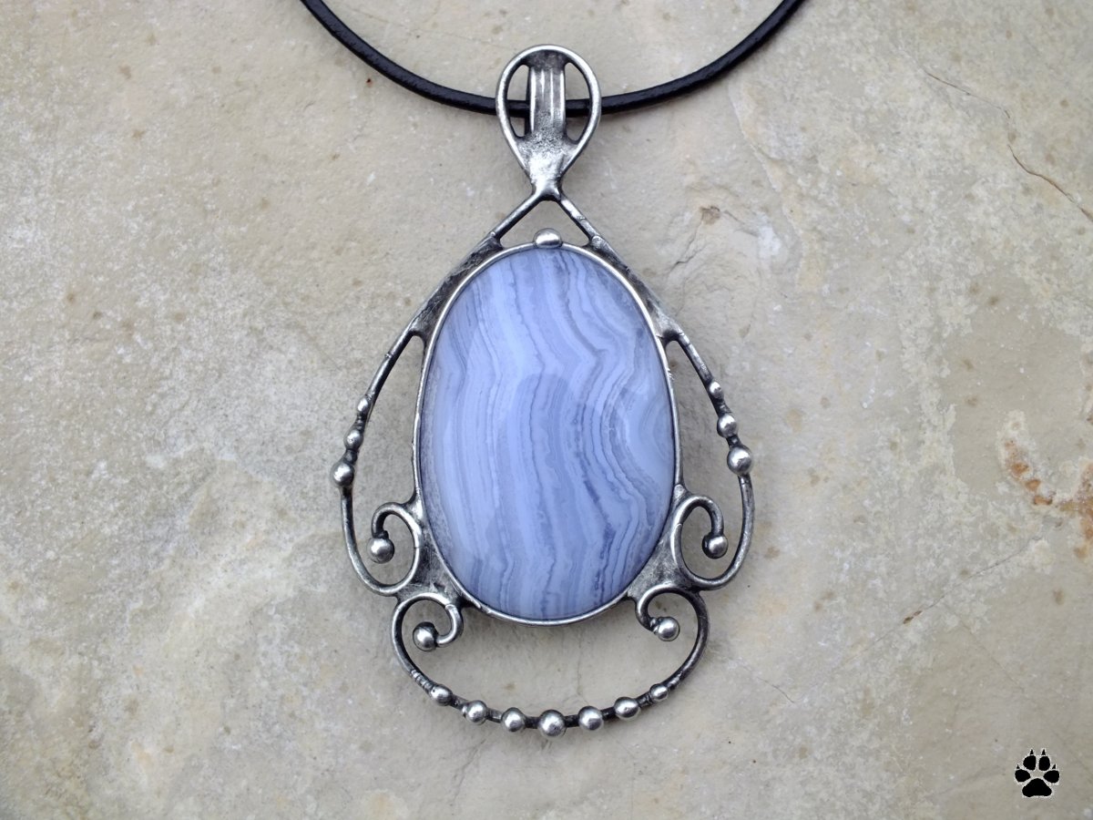 Modrá krajka - modrý chalcedon 