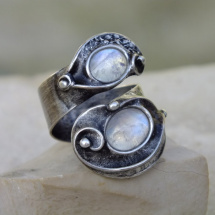 Modrá mlha - prsten s měsíčními kameny