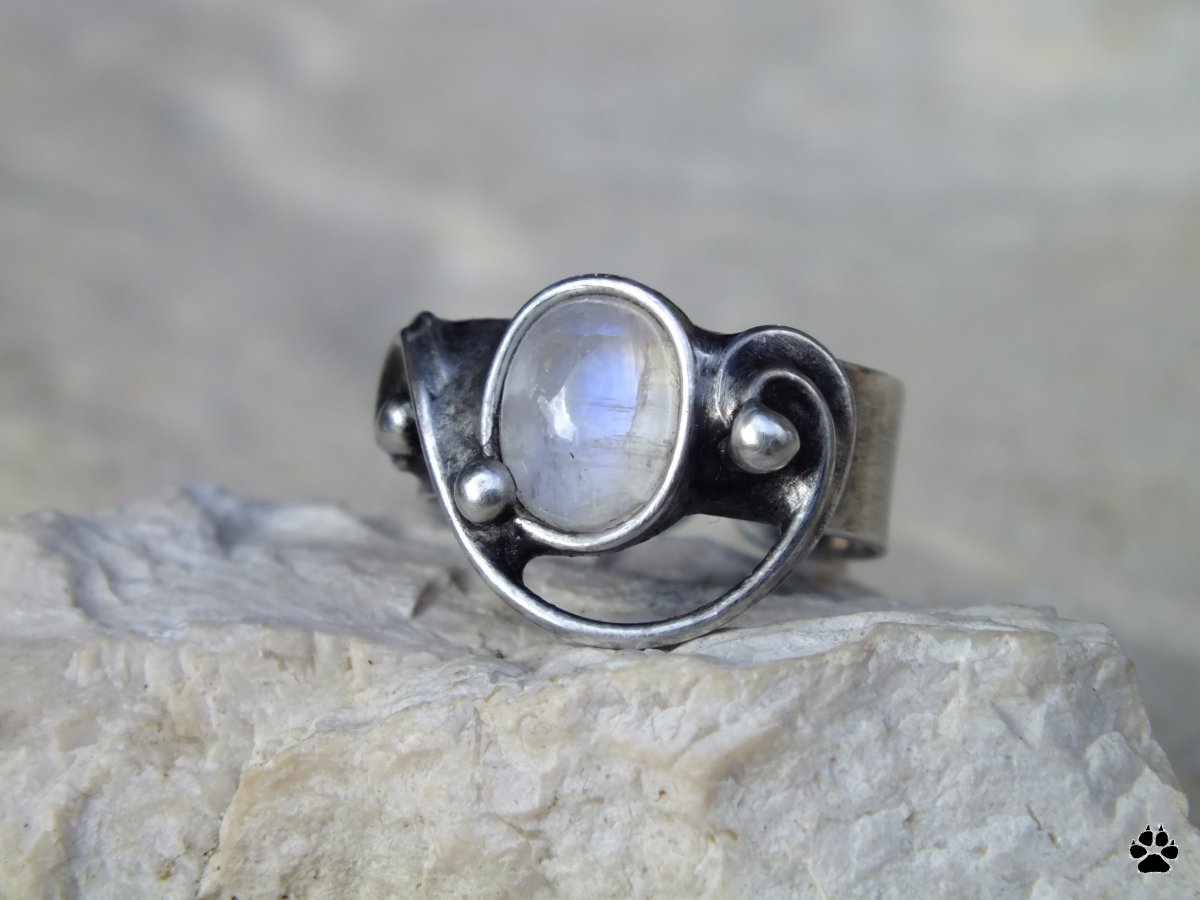 Vlnka - prsten s měsíčním kamenem