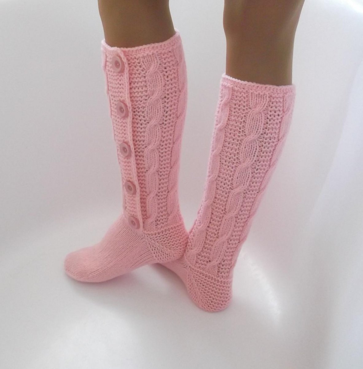 ...spí tam v růžích...