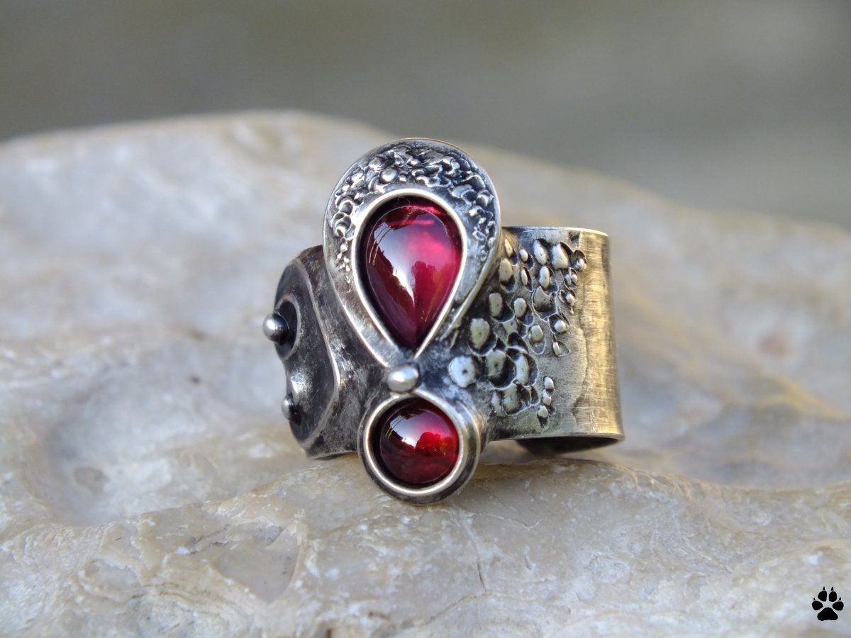 EXCLAMATION - prsten s granáty