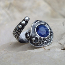 Prsten s lapis lazuli (dobarvený)