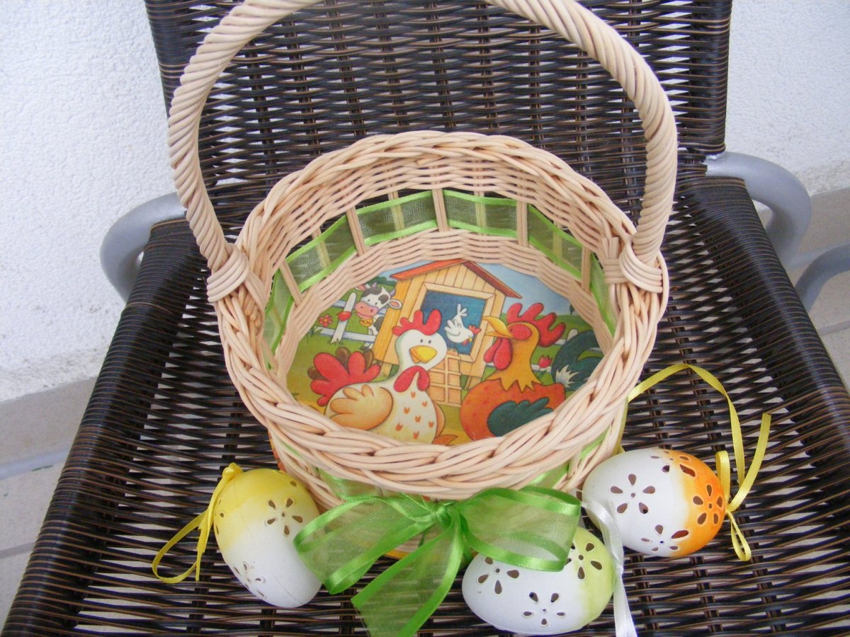 Košíček na 10 vajíček - kohoutek a slepička