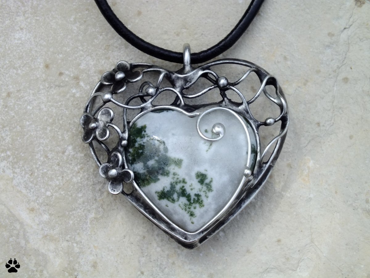 Srdce mechové - achát mechový