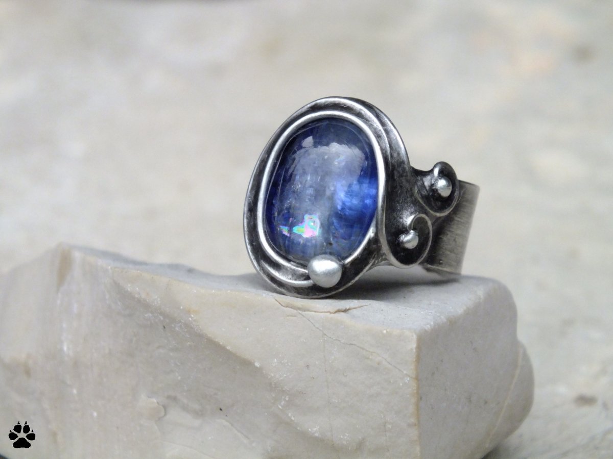 Modrásek - prsten s kyanitem