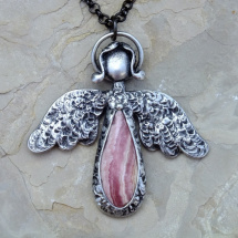 Andělka - náhrdelník s rodochrozitem