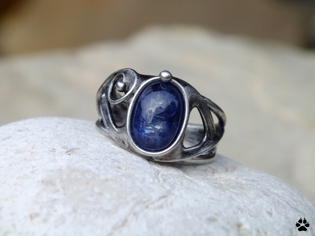 Hluboko v duši - prsten s kyanitem