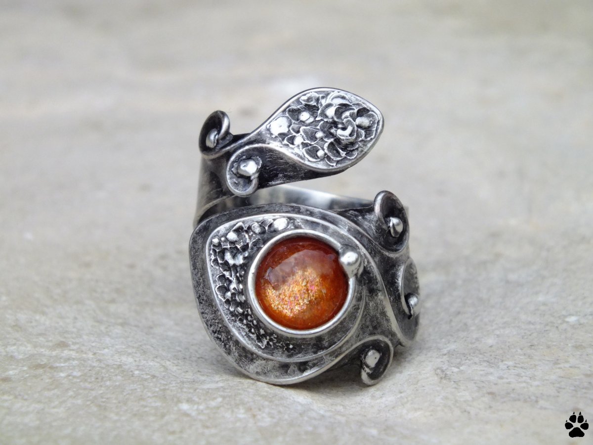 Sen o zlaté rybce - prsten se slunečním kamenem