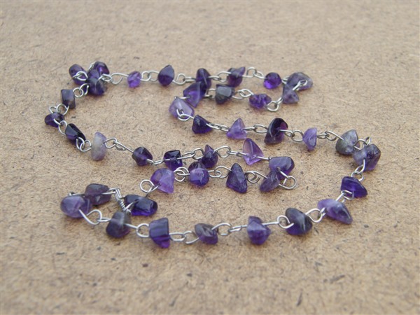 Náhrdelník z ametystu a chirurgické oceli