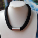 Náhrdelník -černý s nerezem