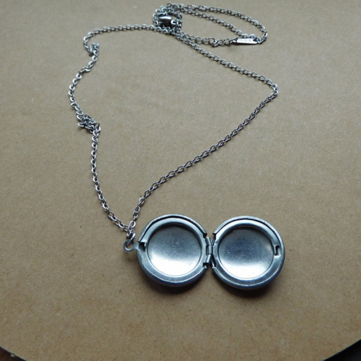 Náhrdelník  -nerez,otvírací medailonek kulatý
