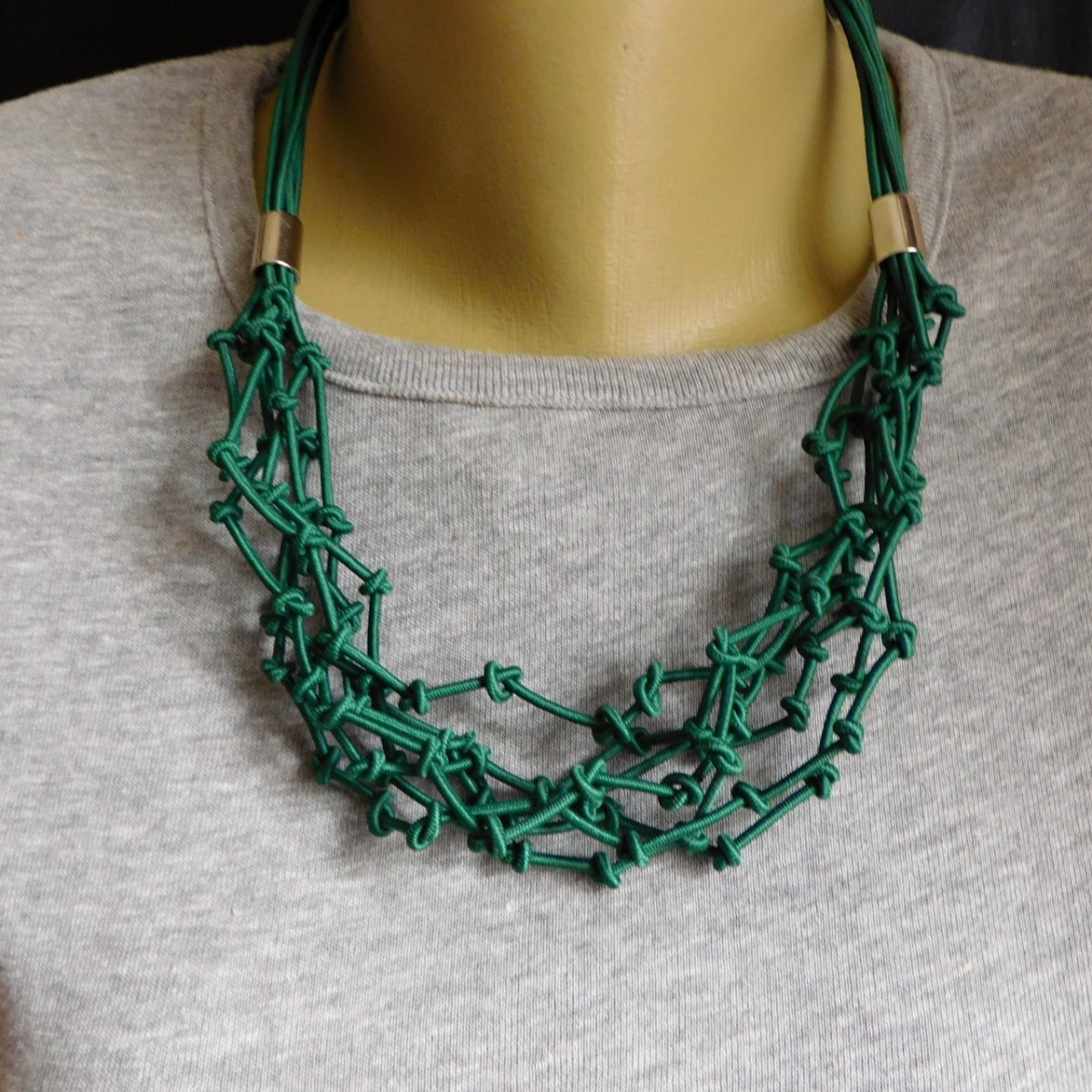 Náhrdelník  zelený  součkový