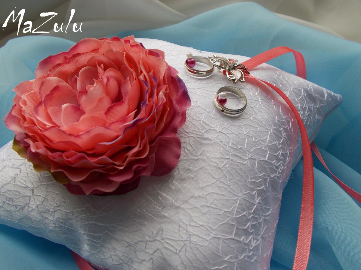 svatební polštářek pod prstínky II.