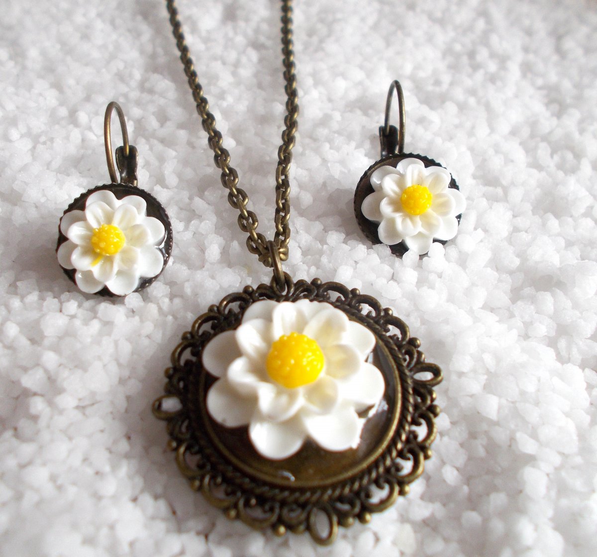 Kytičková bronzová souprava