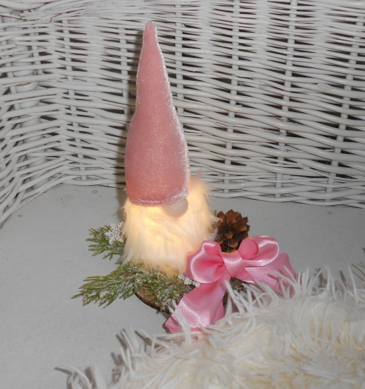 Svítící dekorace - vánoční skřítek - růžový