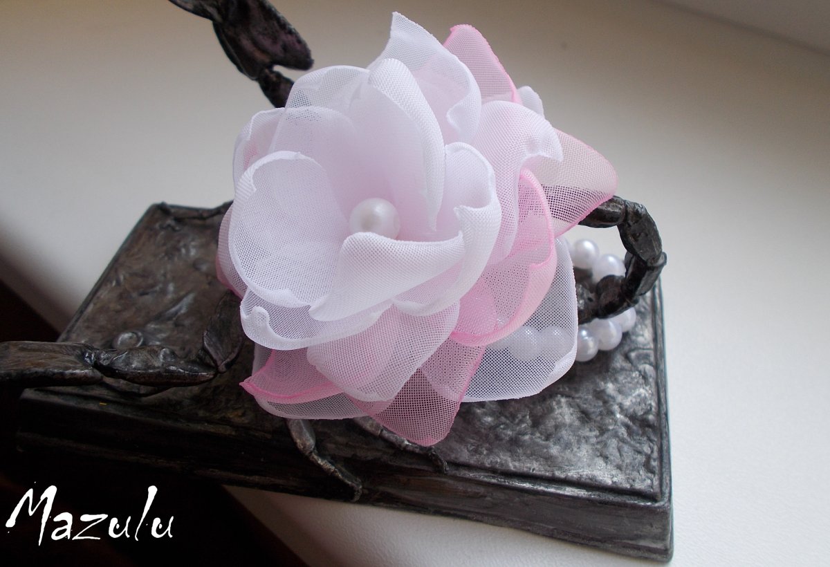 svatební náramek pre družičku