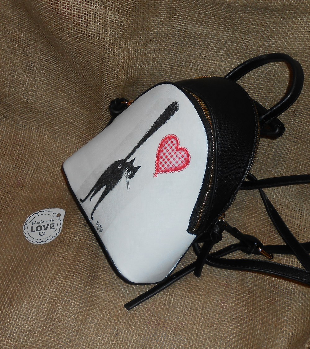 Malý batůžek - kočičí srdce