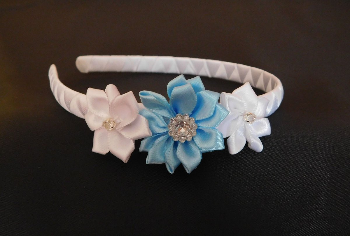 Čelenka bílo modrá