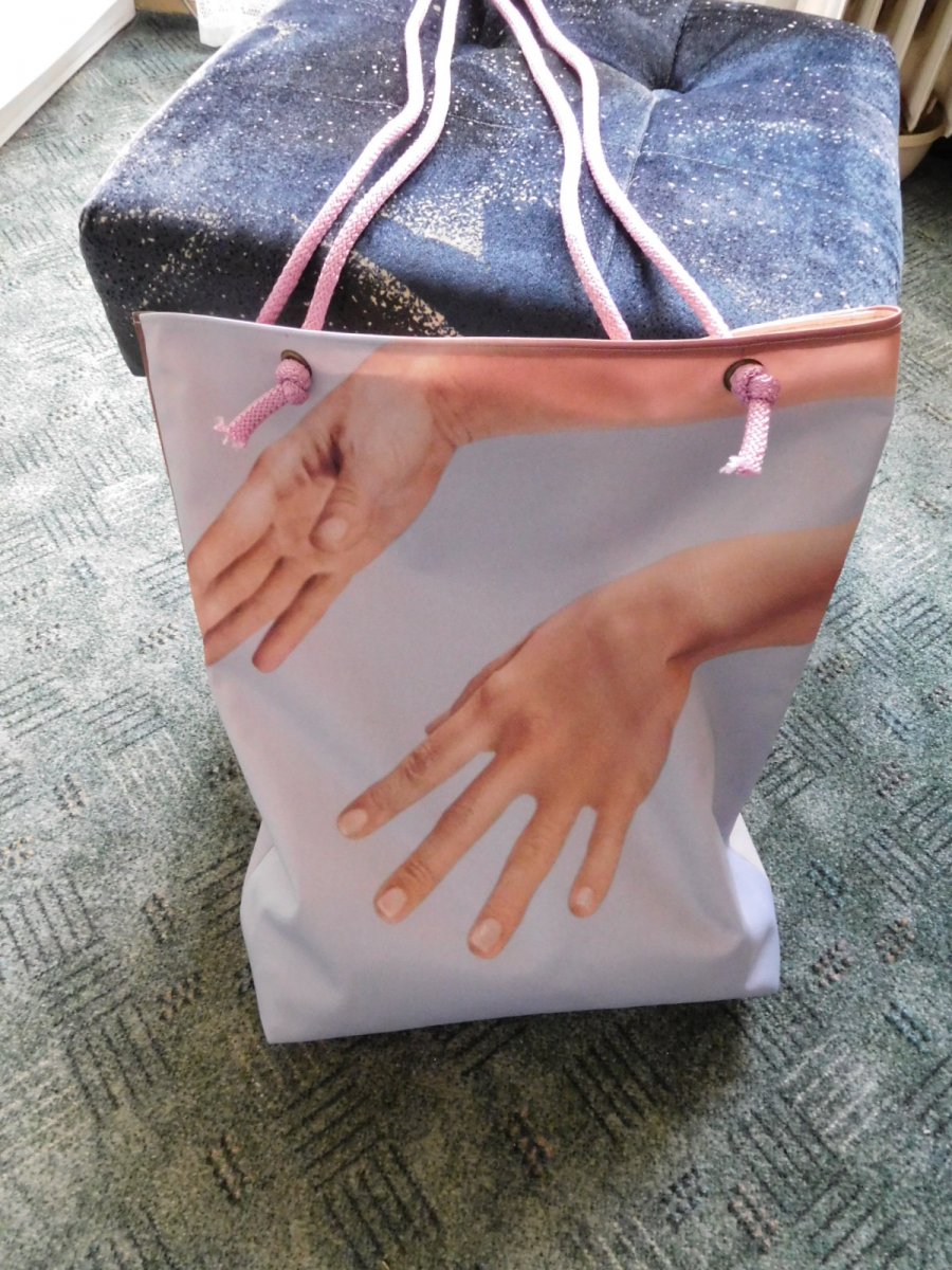 Ruce, noha - sranda nesmí chybět