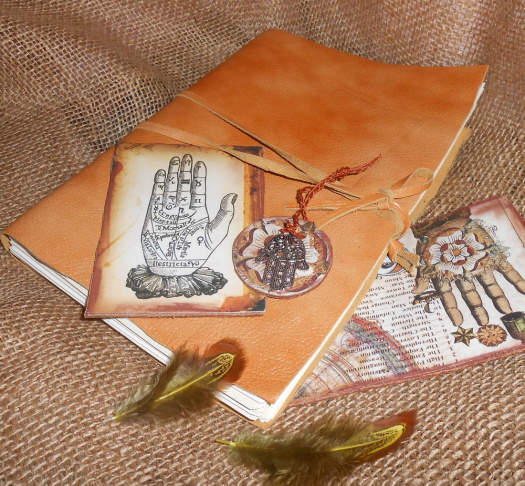 Kožený zápisník - ruka Fatimy