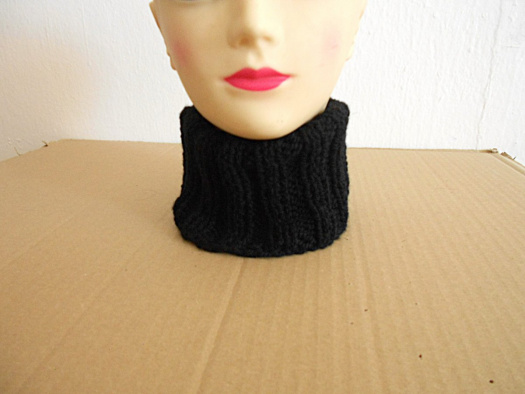 Velký pletený nákrčník s vlnou