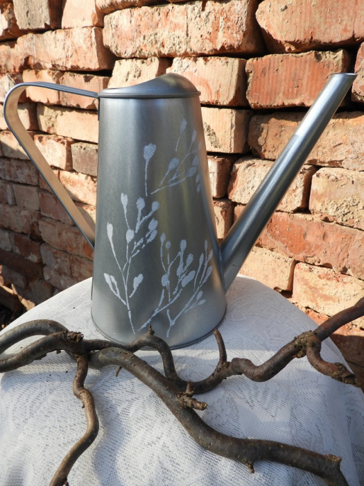 Konvička plechová na zalévání tobolky