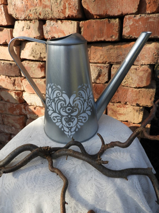 Konvička plechová na zalévání srdíčko,srdce