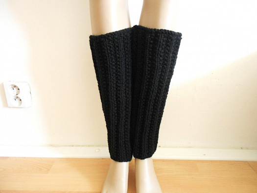 Širší návleky na nohy s vlnou 