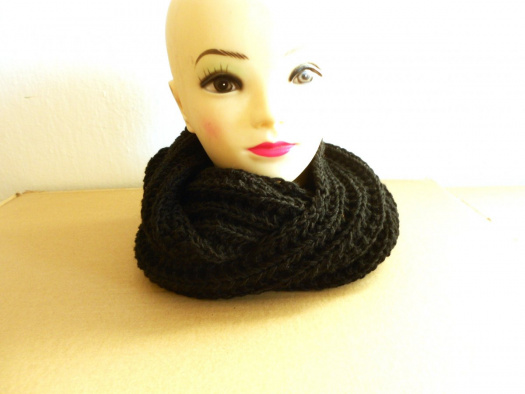 Kulatá šála - nákrčník s merinem