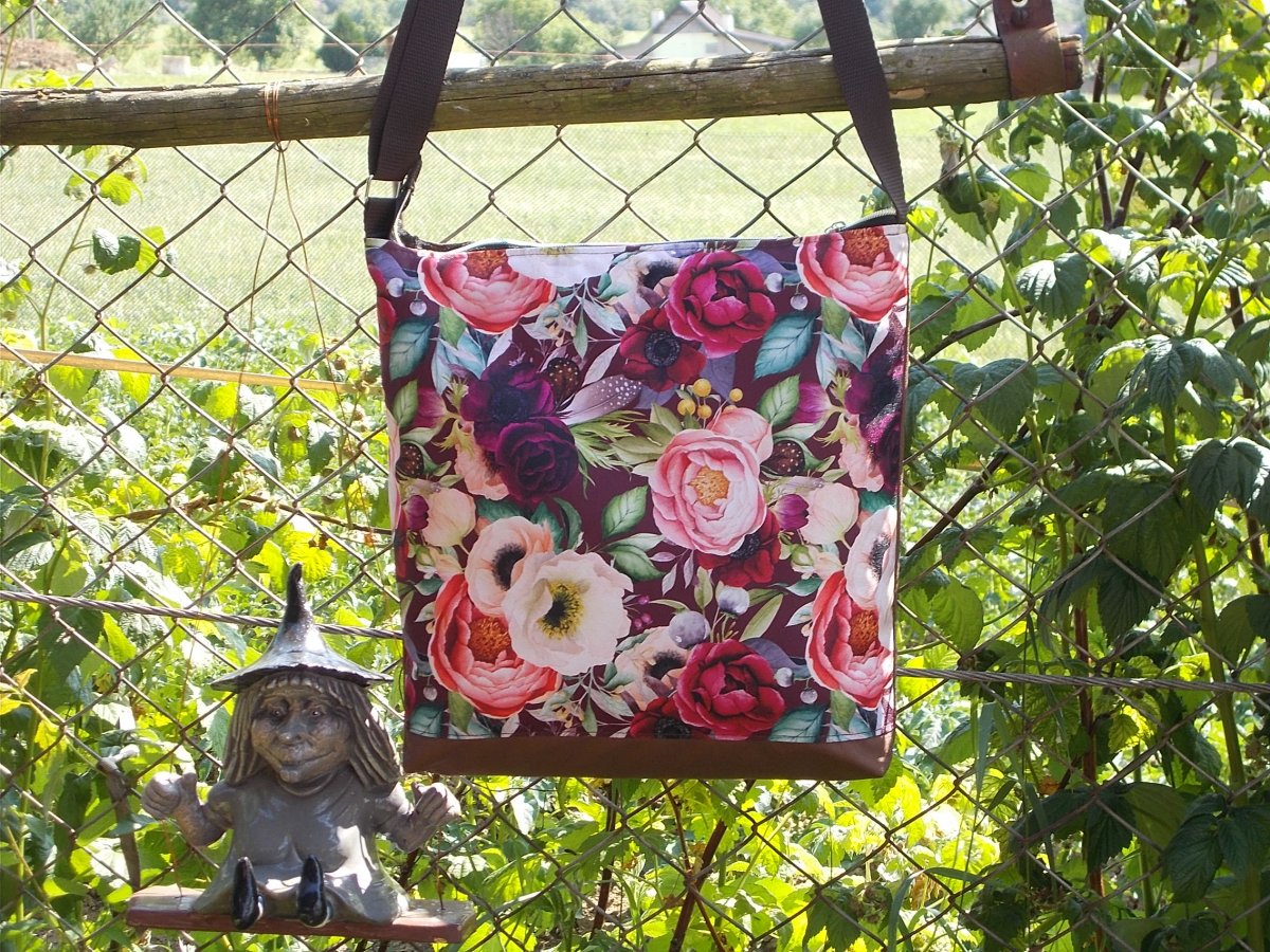 Květy-pivoňky?  -nepromokavá