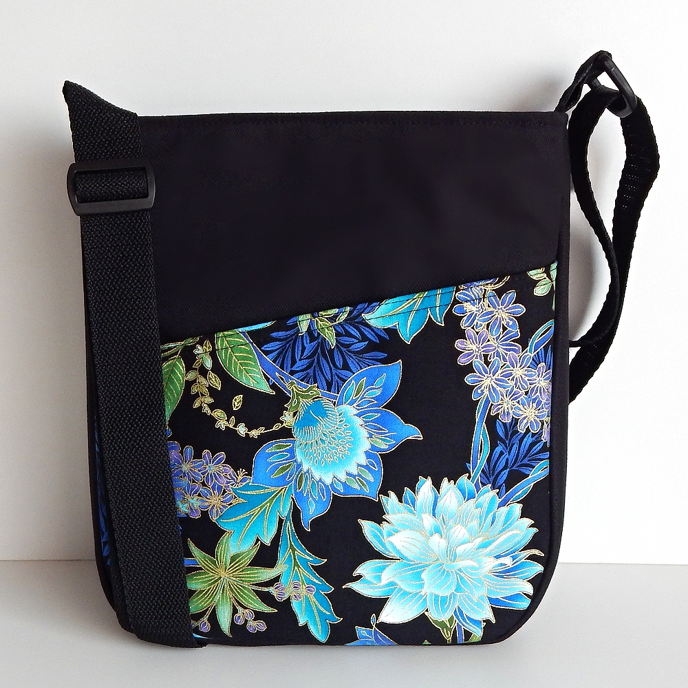 Taška malá vycházková 103