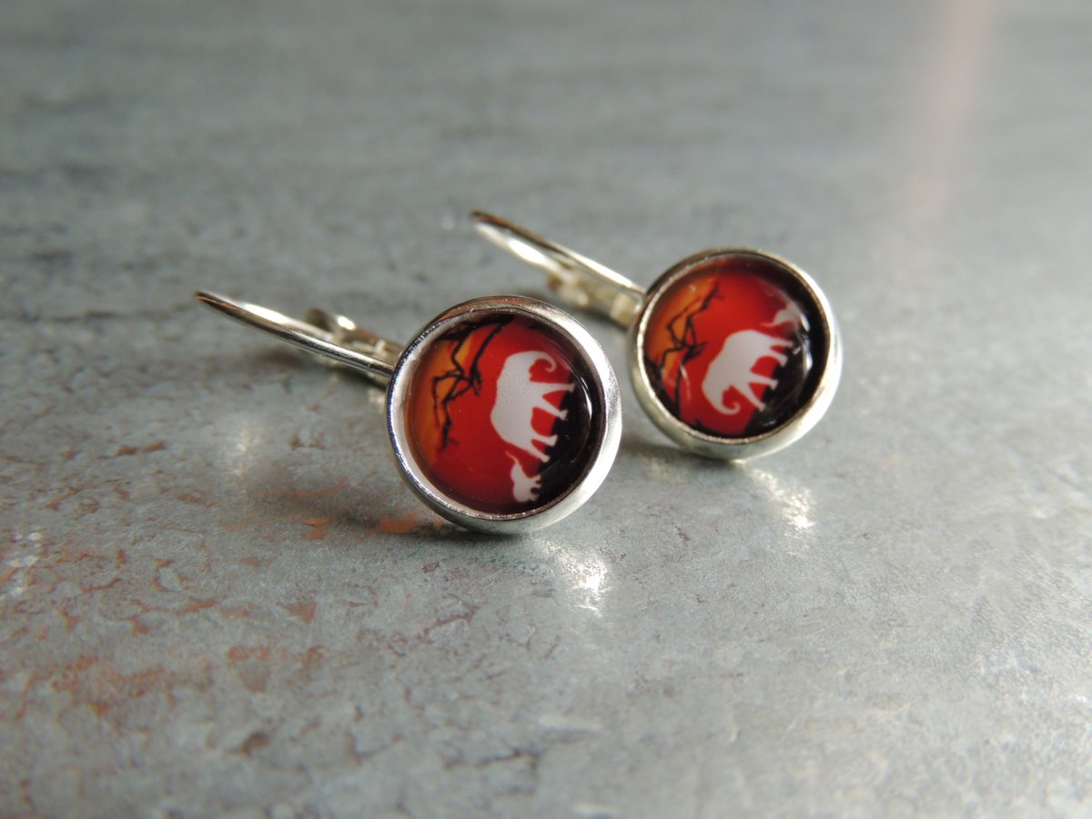 Afrika jsou sloni, náušnice