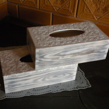 Krabička na kapesníky - krása dřeva bílá